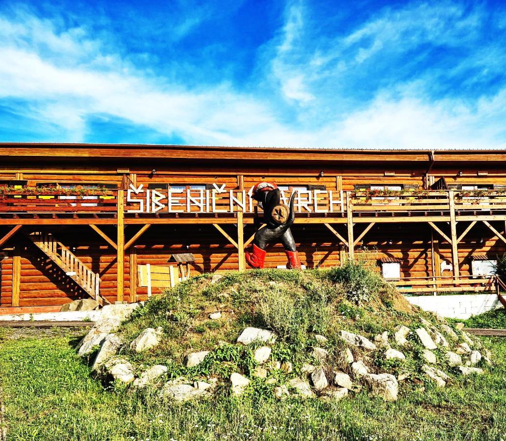 Sport-Hotel Sibenicni Vrch Mnichovice Екстер'єр фото