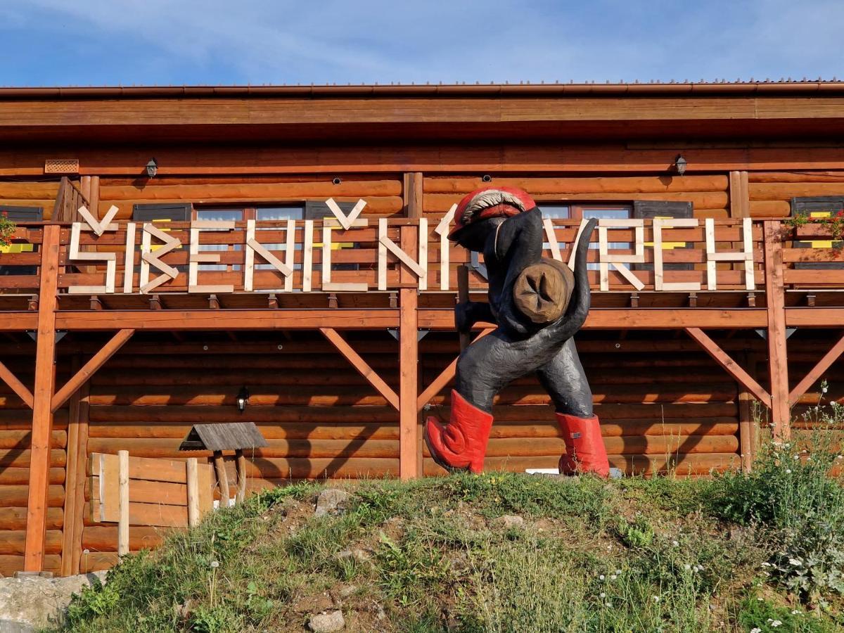Sport-Hotel Sibenicni Vrch Mnichovice Екстер'єр фото
