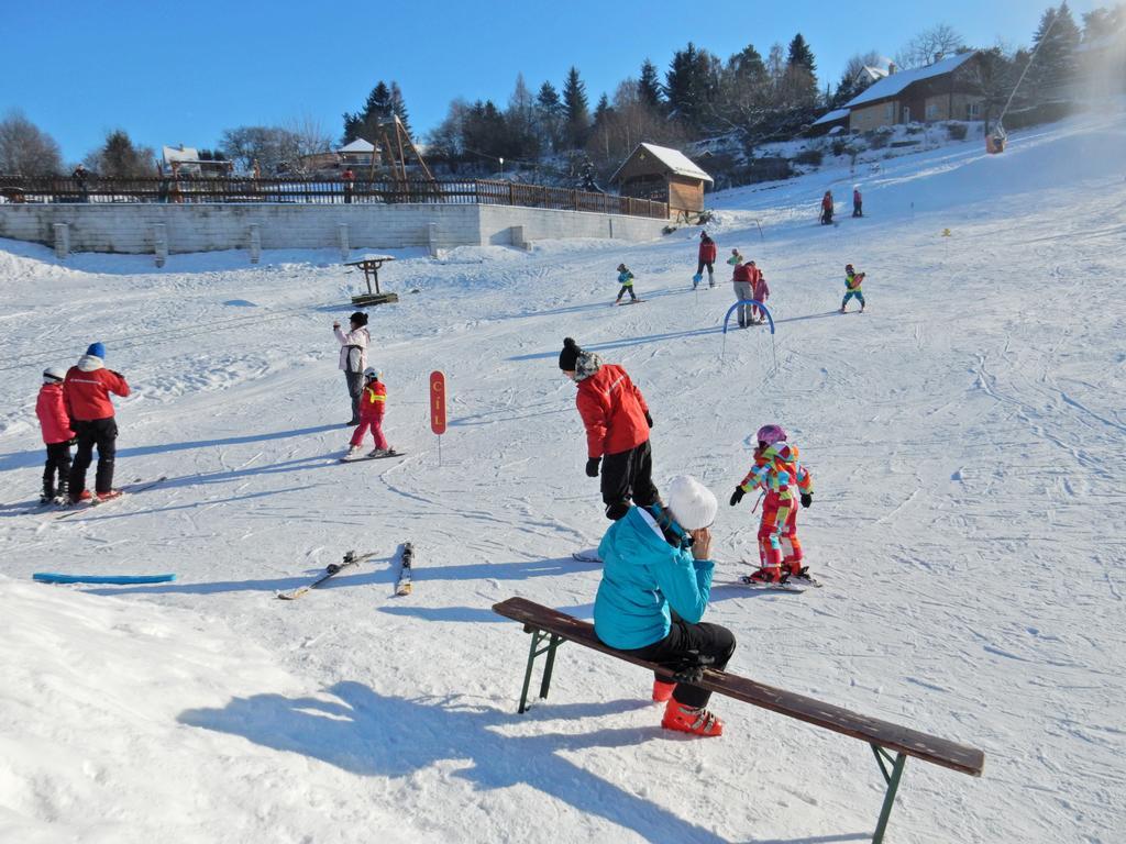 Sport-Hotel Sibenicni Vrch Mnichovice Екстер'єр фото