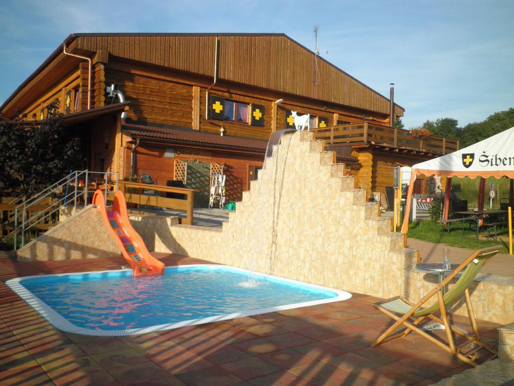 Sport-Hotel Sibenicni Vrch Mnichovice Екстер'єр фото