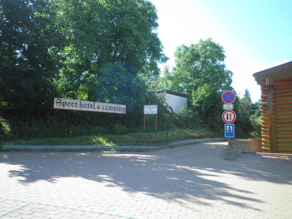 Sport-Hotel Sibenicni Vrch Mnichovice Екстер'єр фото